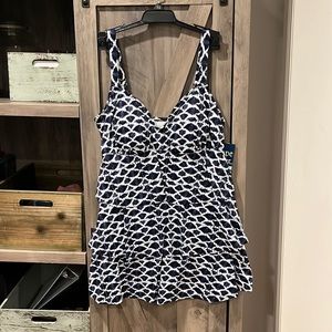 Shape Solver Separates Navy/White Tummy Control Triple Tier Bathing Suit,10,NWT